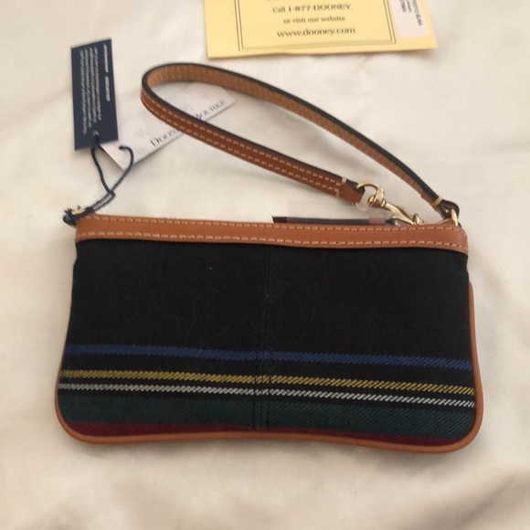Dooney & Bourke Black Tartan & Brown Leather Trim ZA Wristlet NWT - Picture 10 of 16
